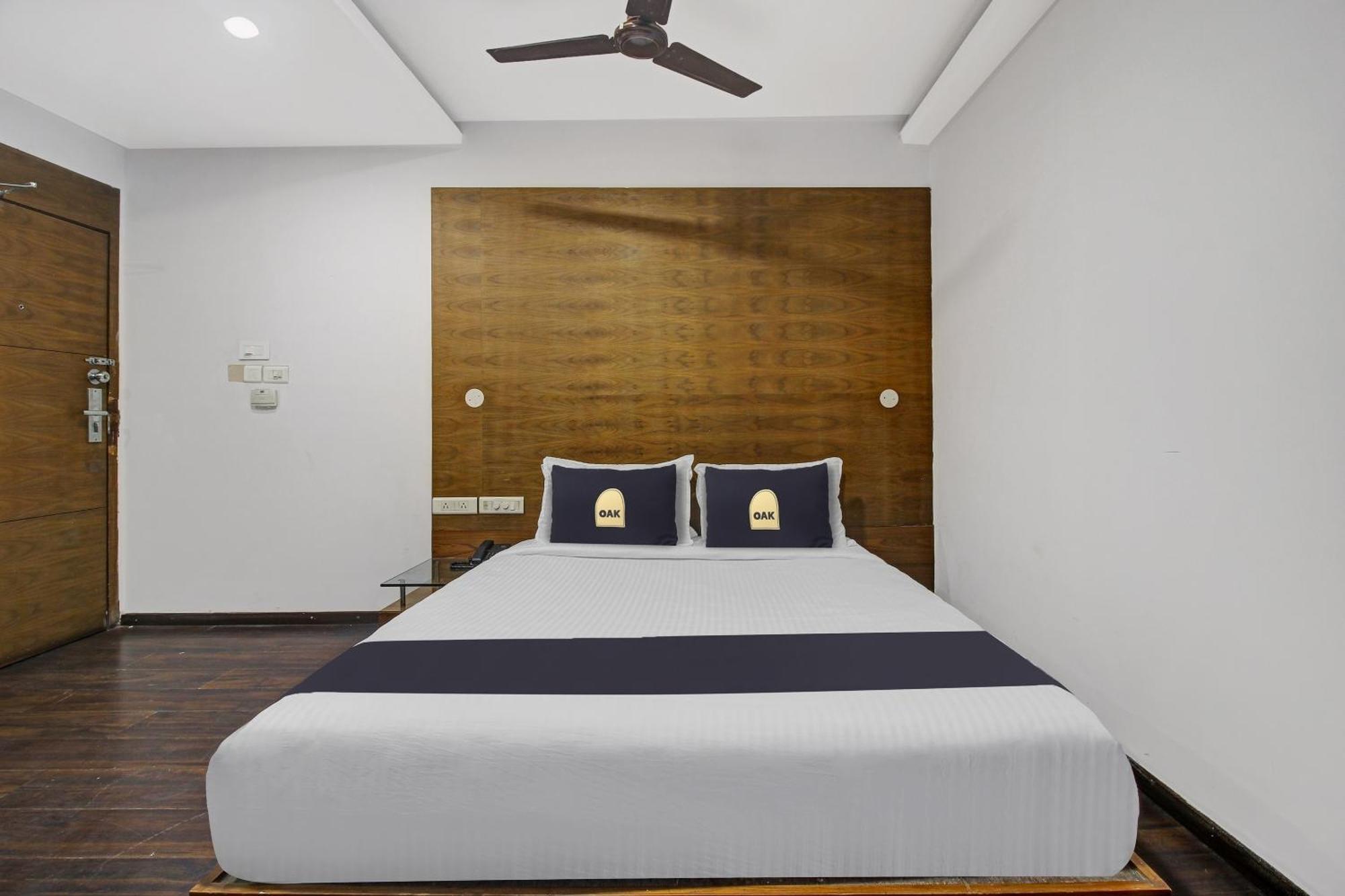 Townhouse Oak The Margi Hotel Near Yosufguda Metro Station Χιντεραμπάντ Εξωτερικό φωτογραφία