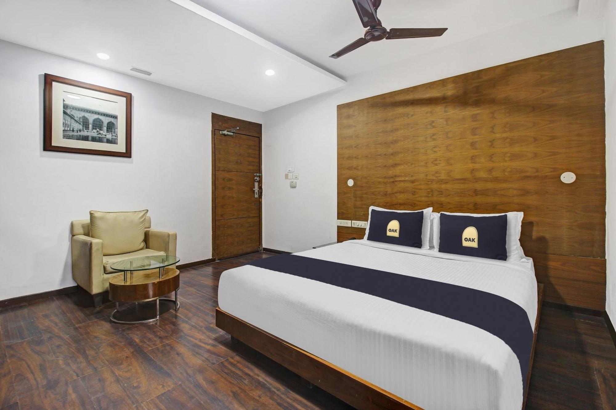 Townhouse Oak The Margi Hotel Near Yosufguda Metro Station Χιντεραμπάντ Εξωτερικό φωτογραφία