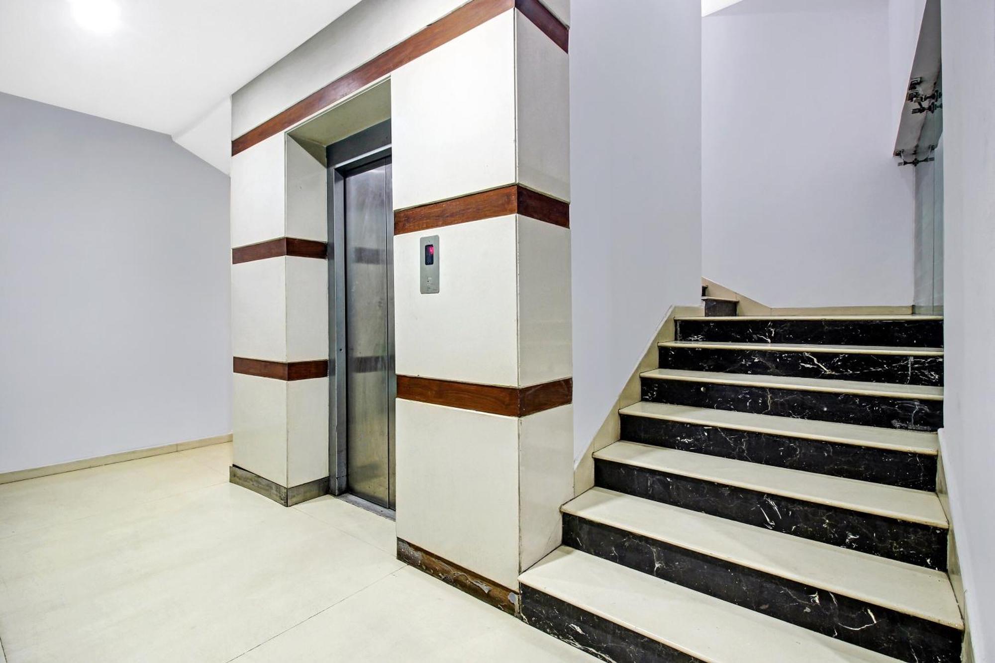 Townhouse Oak The Margi Hotel Near Yosufguda Metro Station Χιντεραμπάντ Εξωτερικό φωτογραφία
