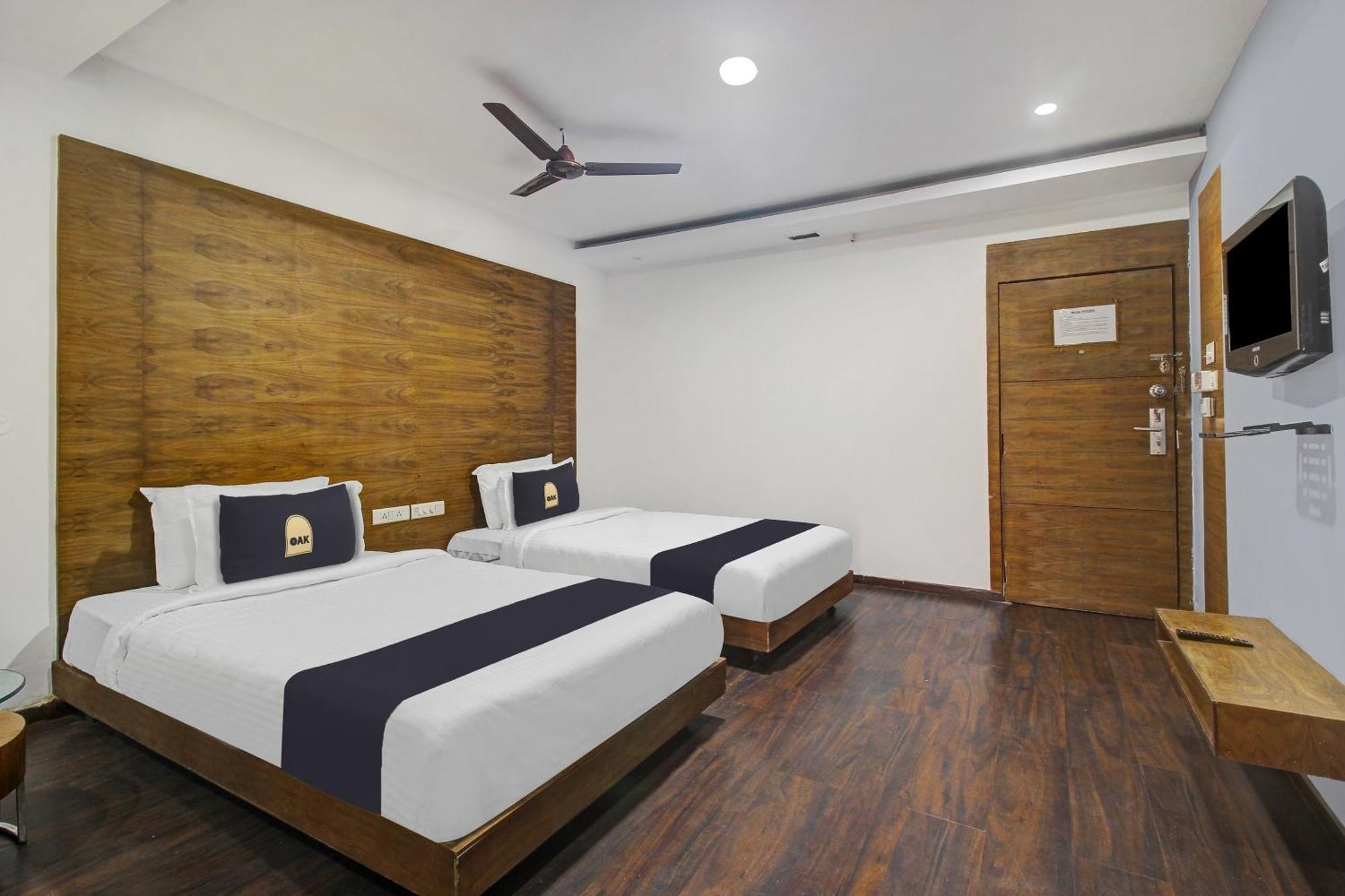 Townhouse Oak The Margi Hotel Near Yosufguda Metro Station Χιντεραμπάντ Εξωτερικό φωτογραφία