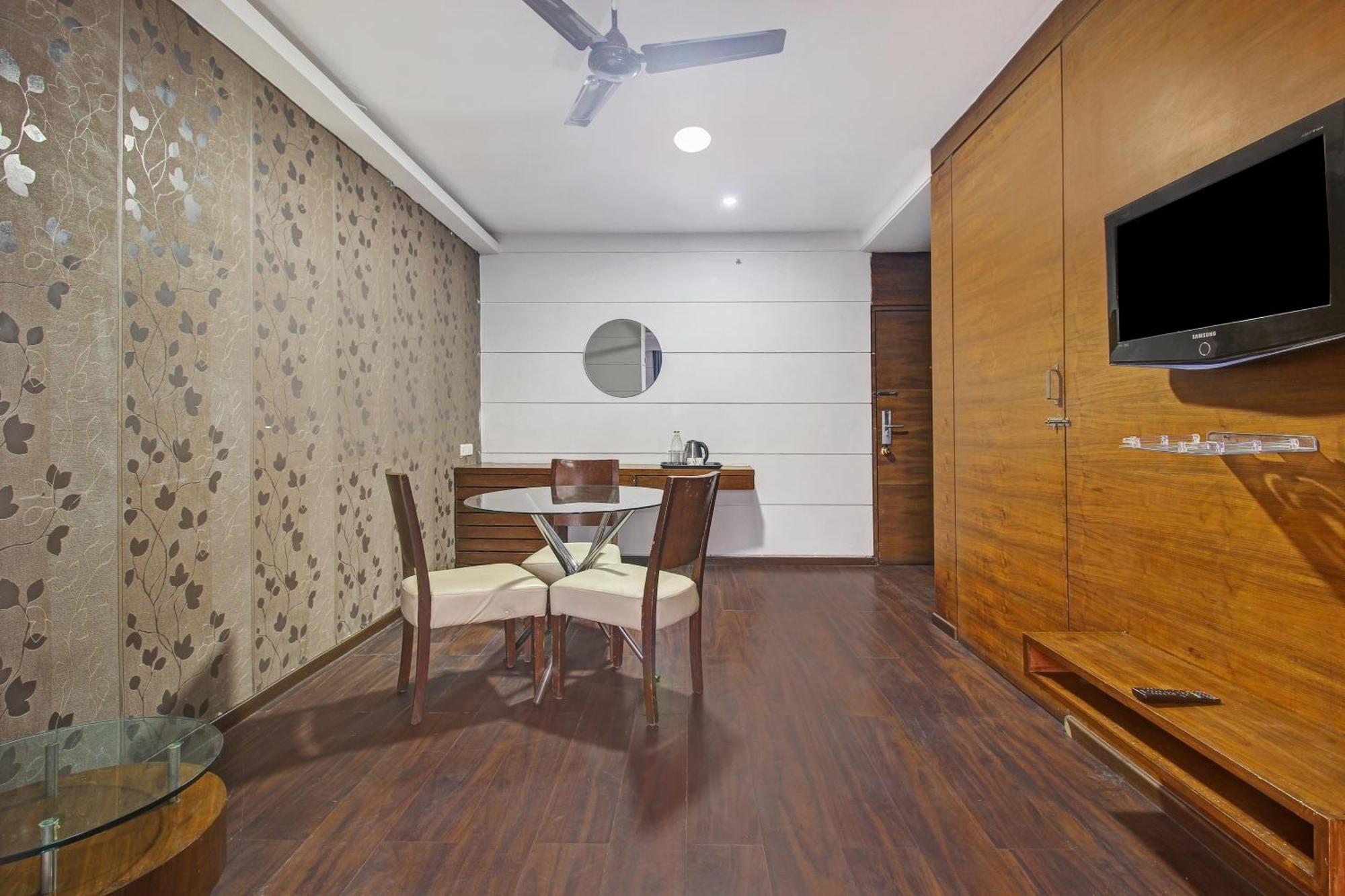 Townhouse Oak The Margi Hotel Near Yosufguda Metro Station Χιντεραμπάντ Εξωτερικό φωτογραφία